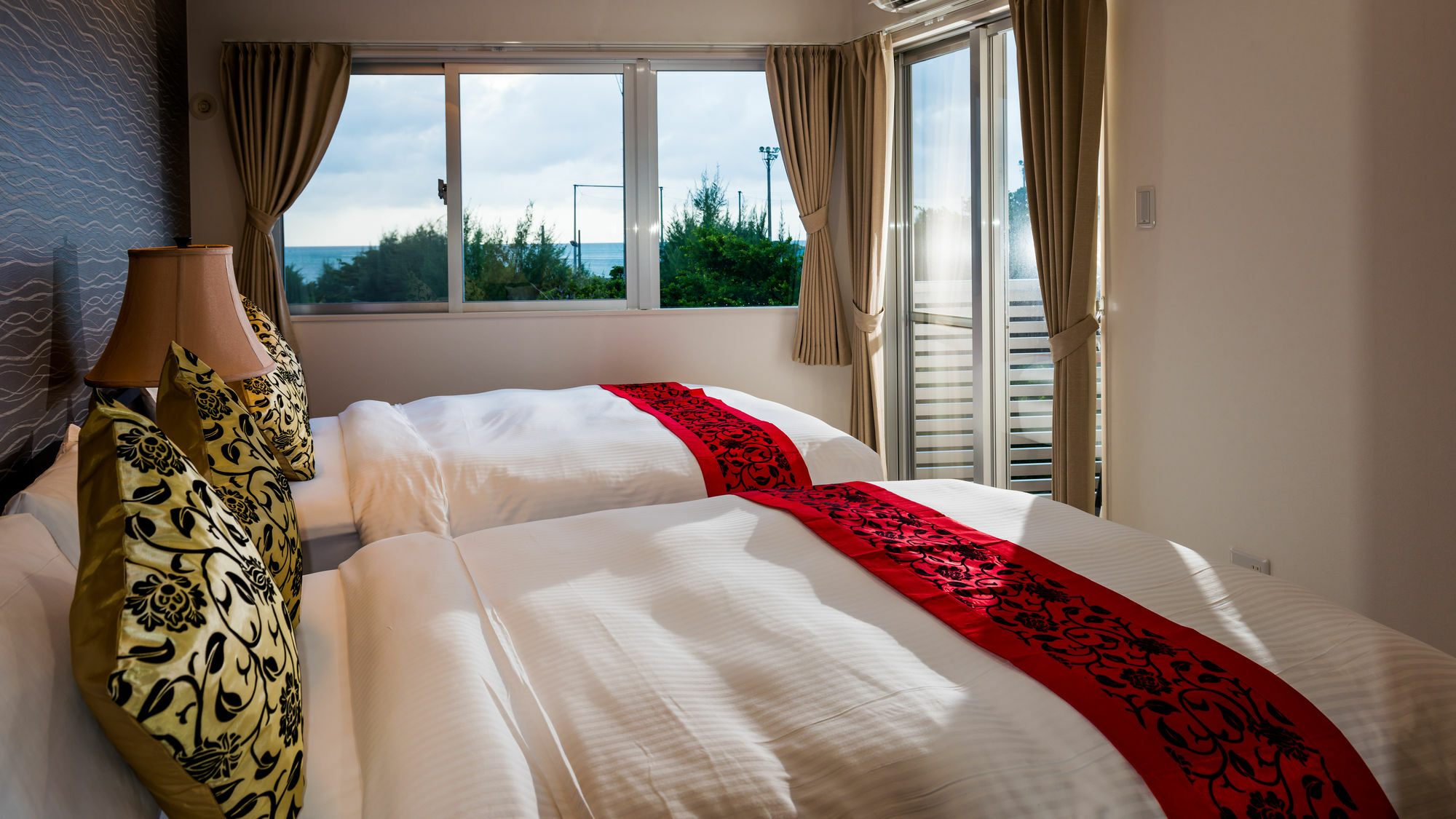United Resort Ocean Front أونا المظهر الخارجي الصورة